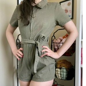 🪖BDG Army Green Romper Size 10